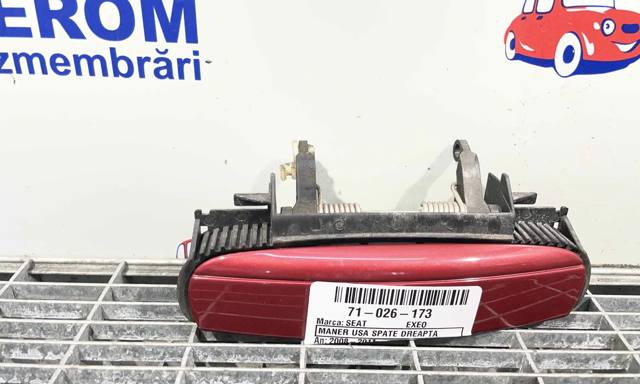 MANER USA SPATE DREAPTA SEAT EXEO 2008-2013