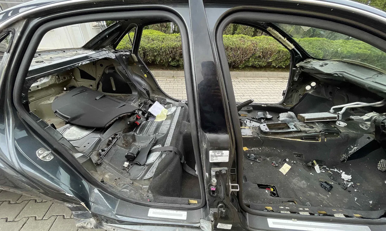 STALP MIJLOC DREAPTA SEAT EXEO 2008-2013
