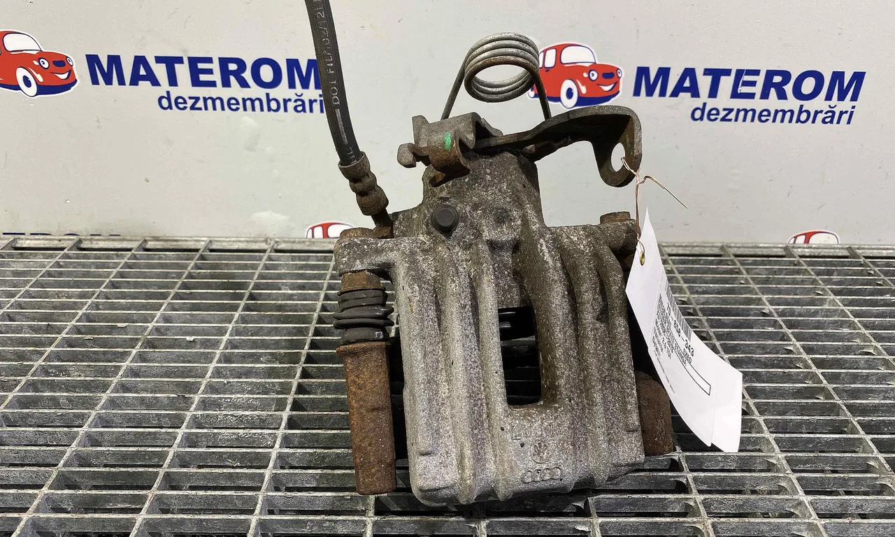 ETRIER SPATE STANGA SEAT EXEO 2008-2013