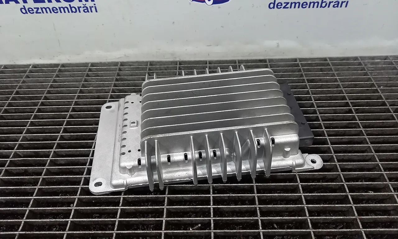 AMPLIFICATOR AUDIO SEAT EXEO 2008-2013