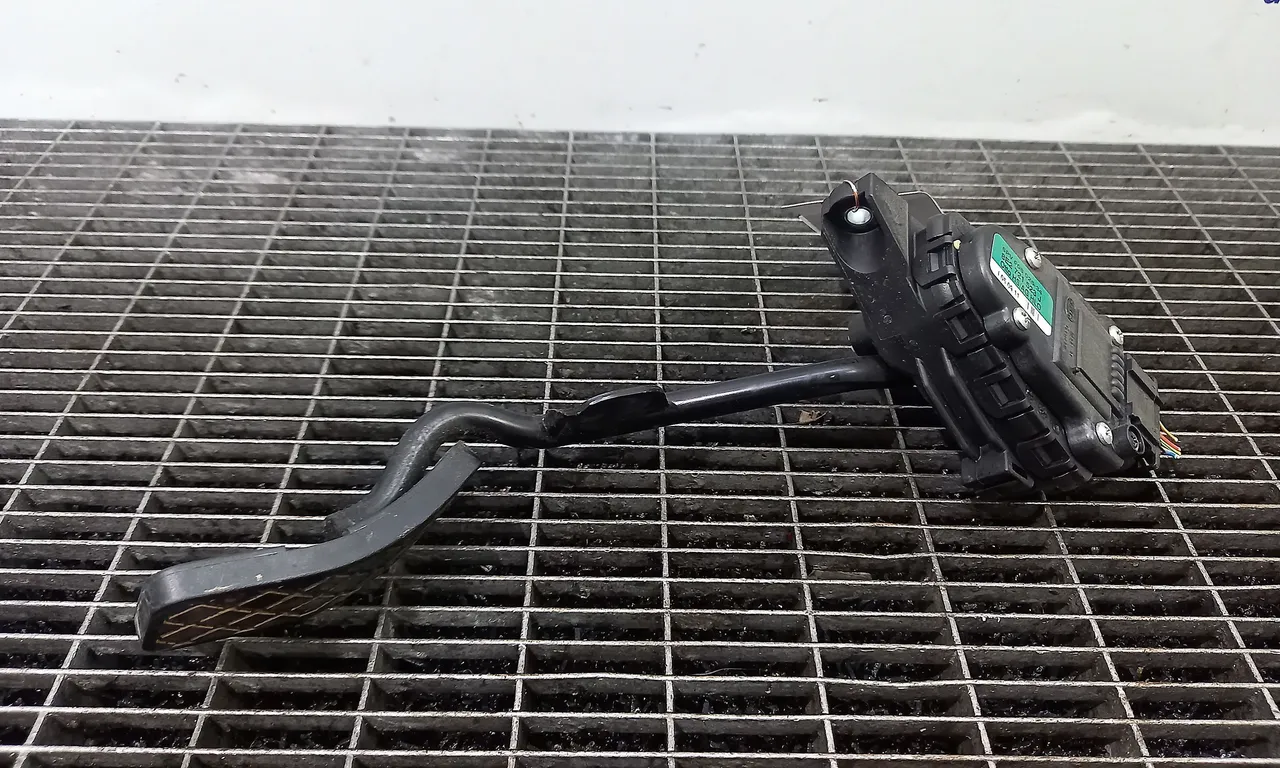 PEDALA ACCELERATIE SEAT EXEO 2008-2013