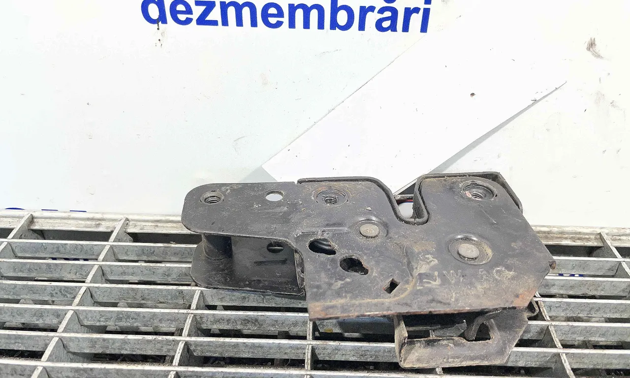 INCUIETOARE CAPOTA FATA SEAT IBIZA III 2002-2009