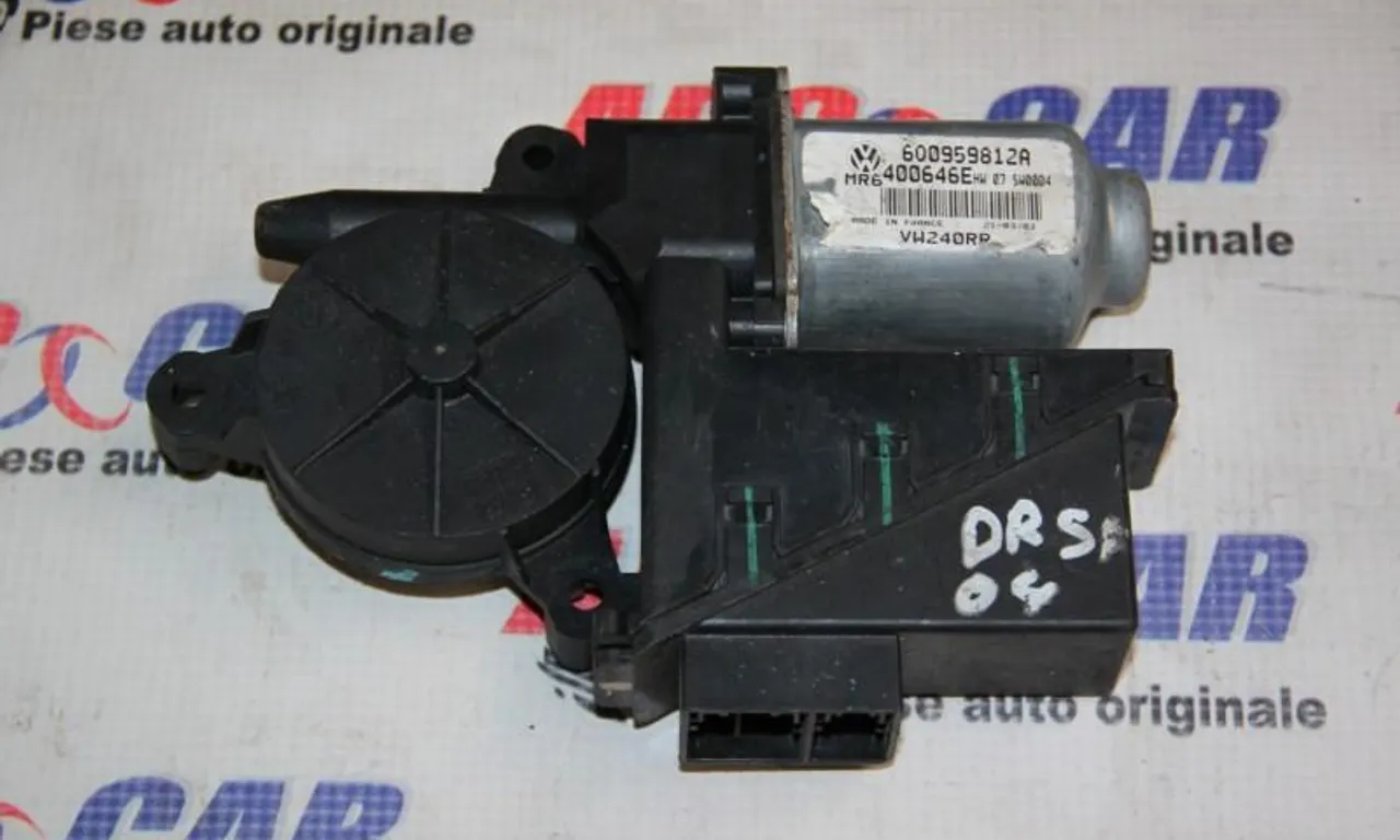 Motoras macara usa dreapta spate SEAT IBIZA III 2002-2009
