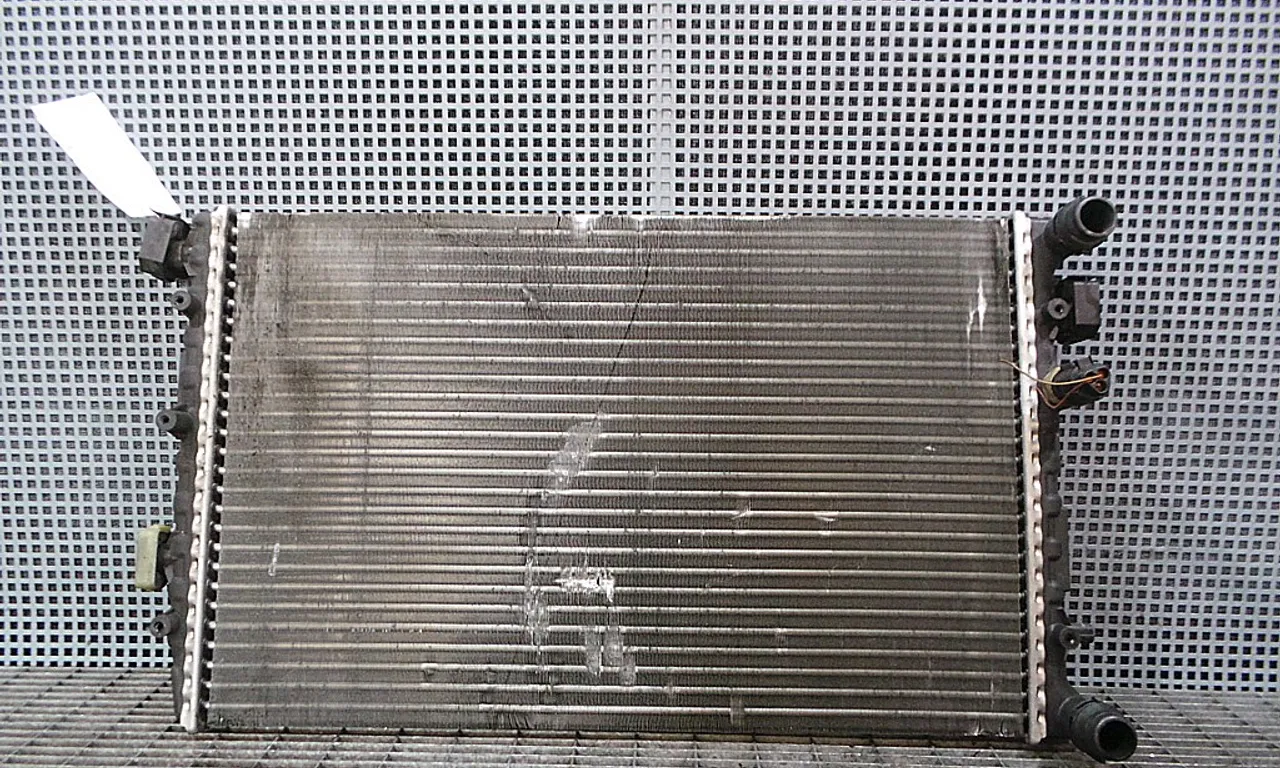 RADIATOR MOTOR SEAT IBIZA III 2002-2009