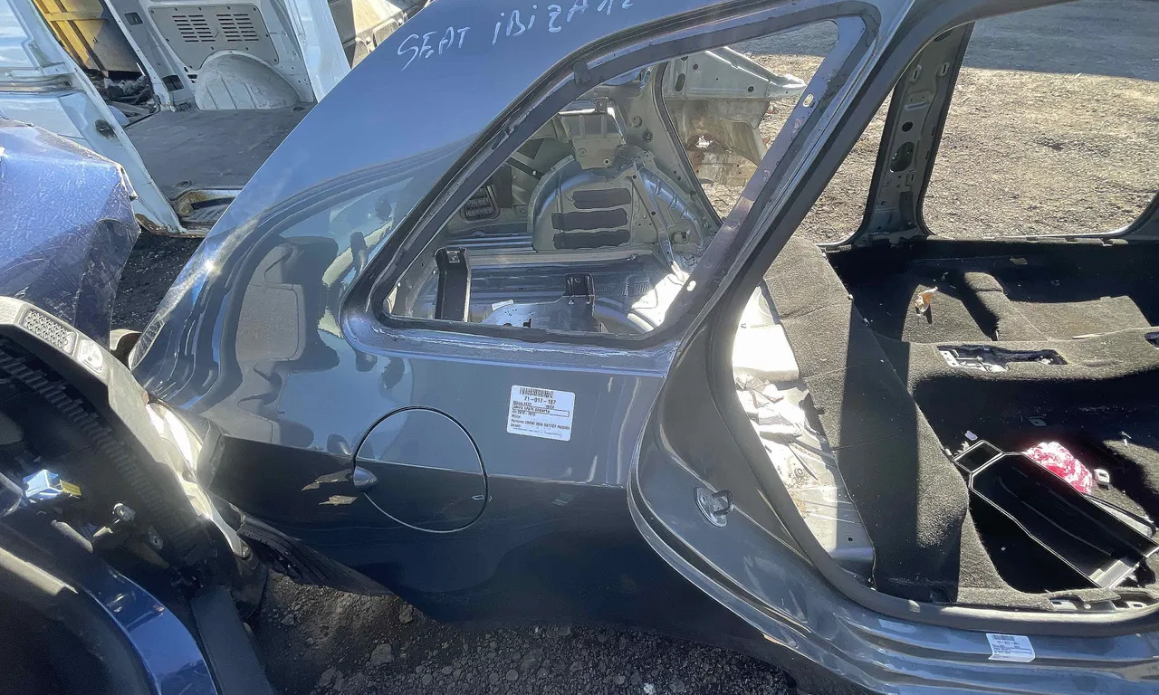 ARIPA SPATE DREAPTA SEAT IBIZA IV 2008-2017