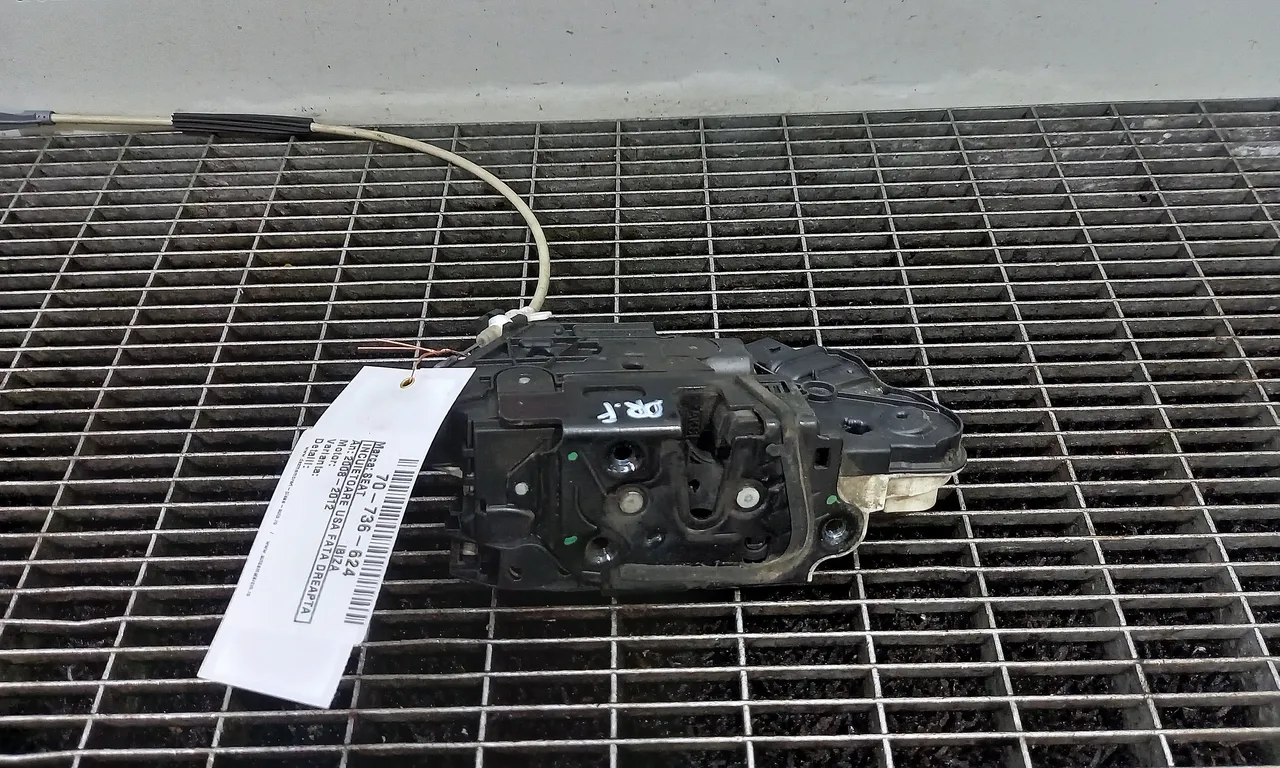 INCUIETOARE USA FATA DREAPTA SEAT IBIZA IV 2008-2017