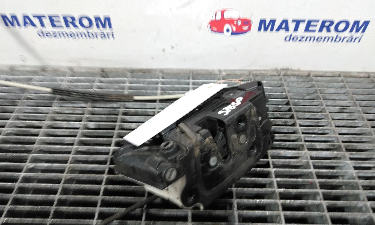 INCUIETOARE USA SPATE STANGA SEAT IBIZA IV 2008-2017