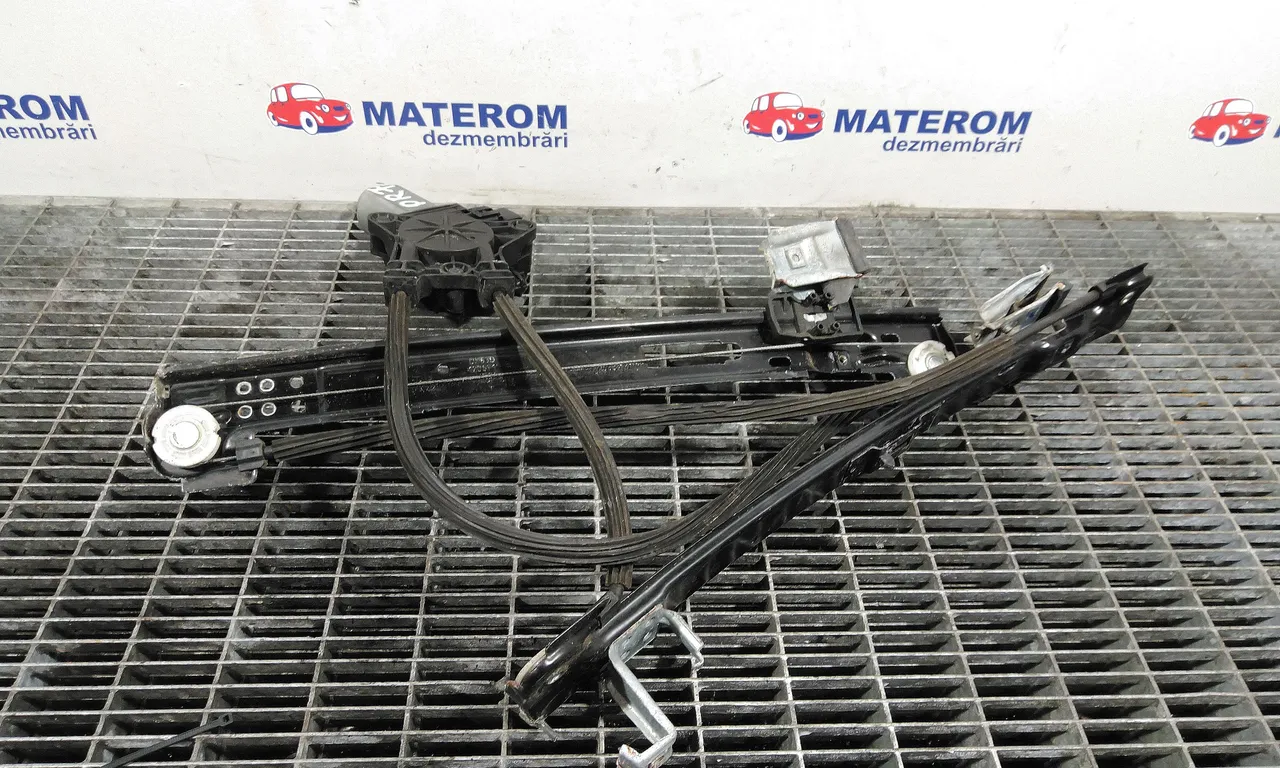 MACARA USA FATA DREAPTA SEAT IBIZA IV 2008-2017