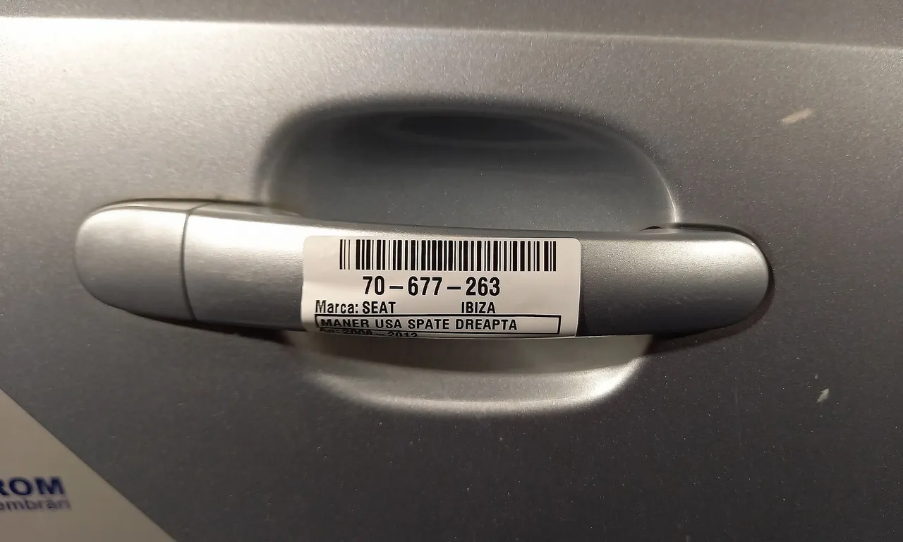 MANER USA SPATE DREAPTA SEAT IBIZA IV 2008-2017