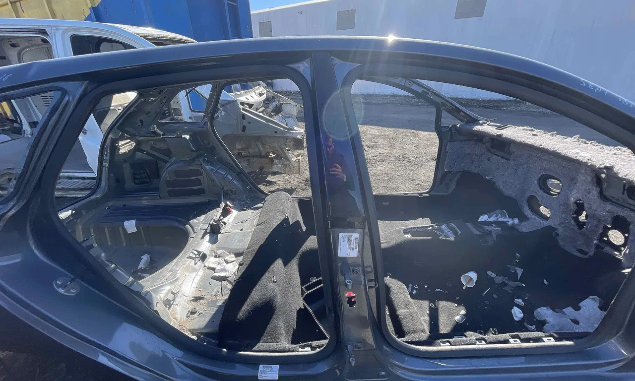STALP MIJLOC DREAPTA SEAT IBIZA IV 2008-2017