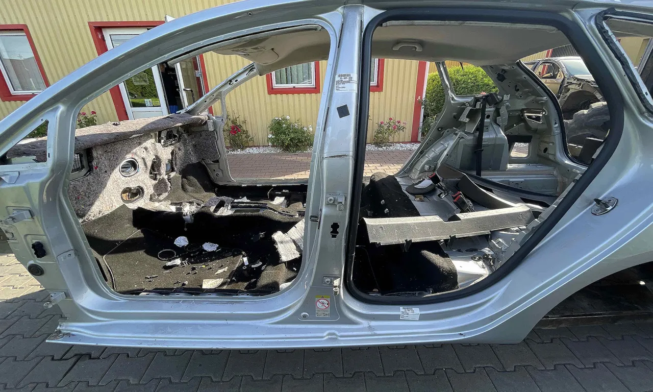 STALP MIJLOC STANGA SEAT IBIZA IV 2008-2017
