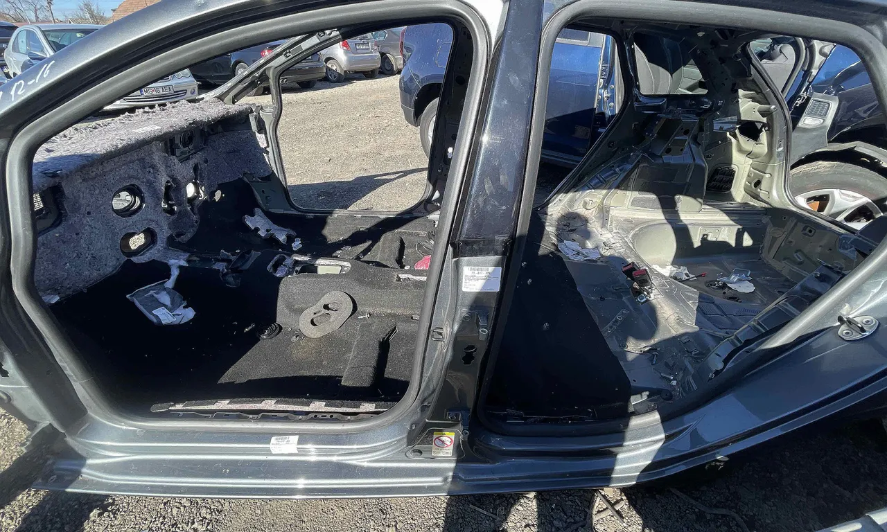 STALP MIJLOC STANGA SEAT IBIZA IV 2008-2017