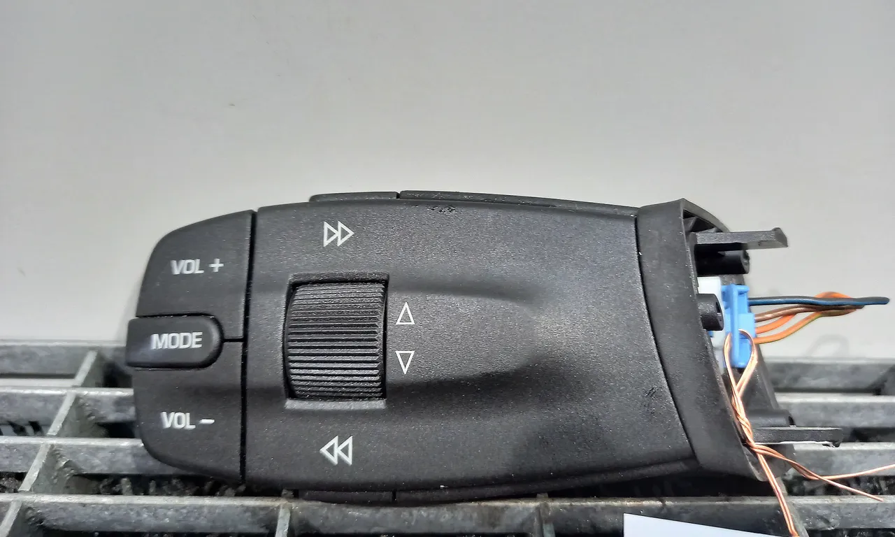 BUTOANE COMENZI VOLAN SEAT IBIZA IV 2008-2017
