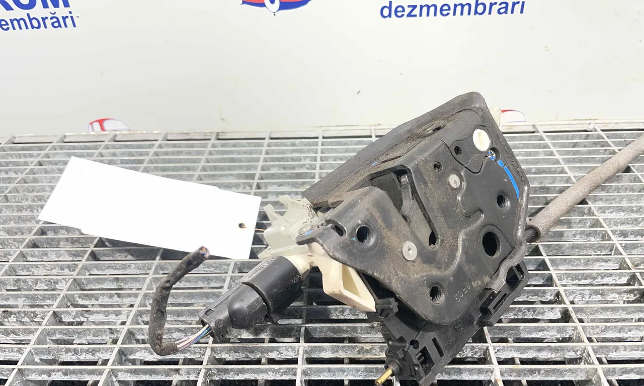 INCUIETOARE USA SPATE DREAPTA SEAT LEON 2005-2013
