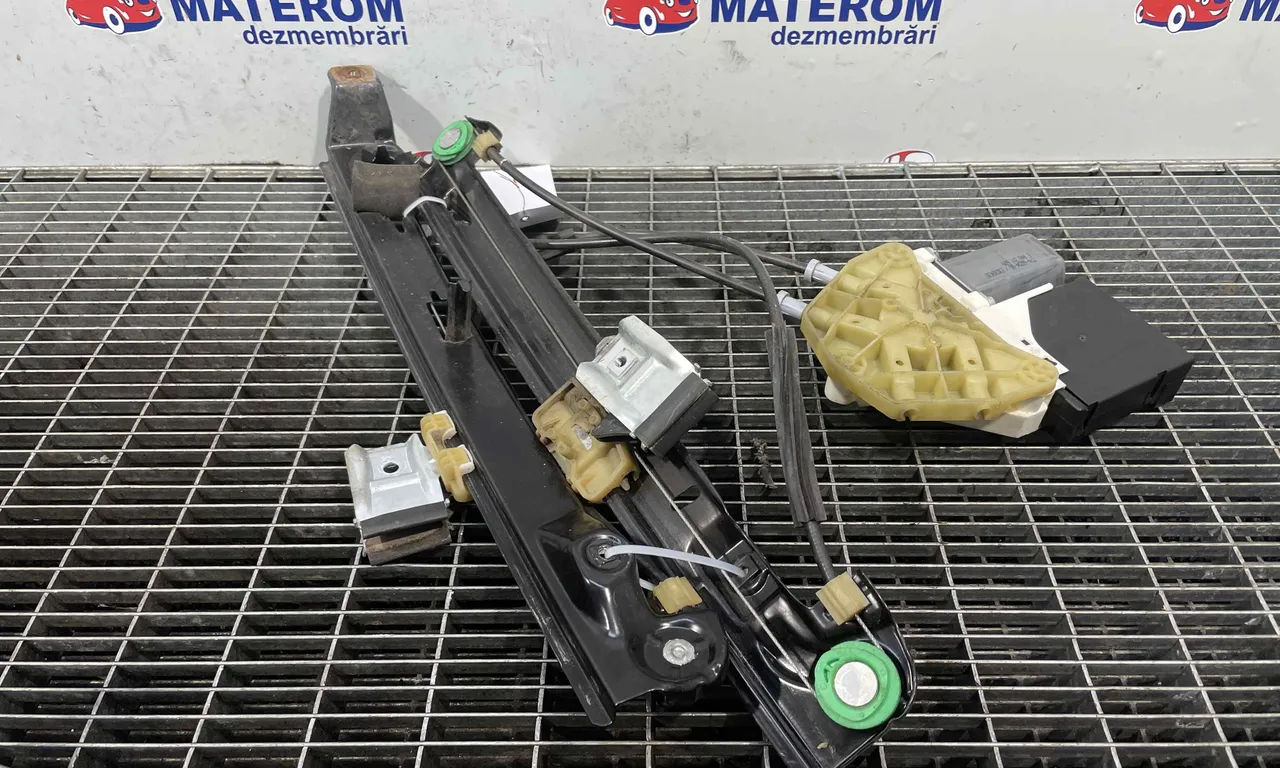 MACARA USA FATA DREAPTA SEAT LEON 2005-2013