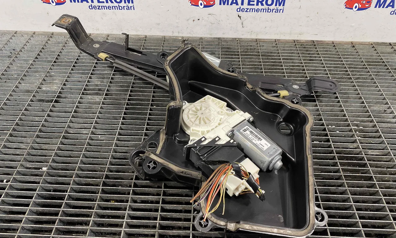 MACARA USA SPATE STANGA SEAT LEON 2005-2013
