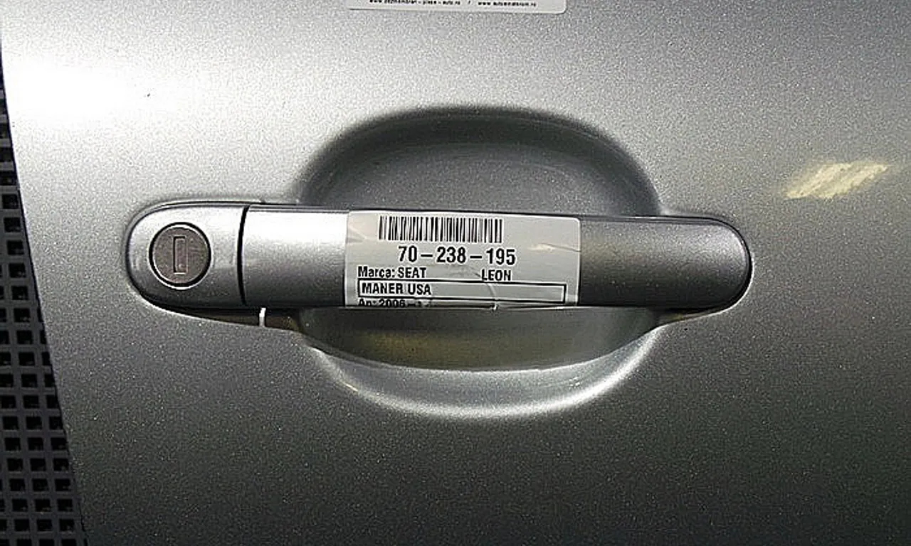 MANER USA FATA DREAPTA SEAT LEON 2005-2013