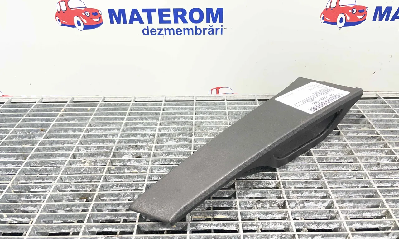 MANER USA SPATE DREAPTA SEAT LEON 2005-2013