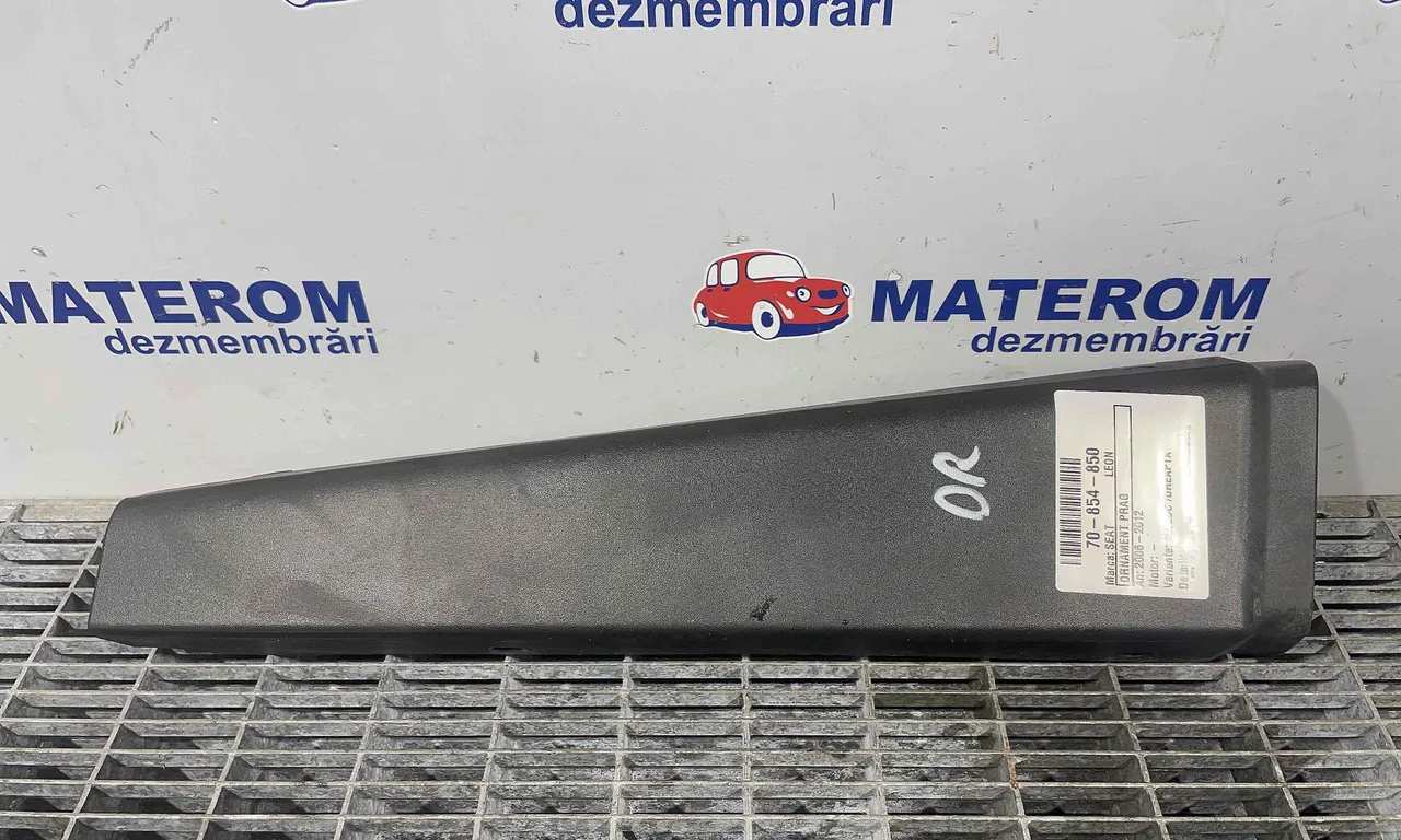 ORNAMENT STALP SEAT LEON 2005-2013