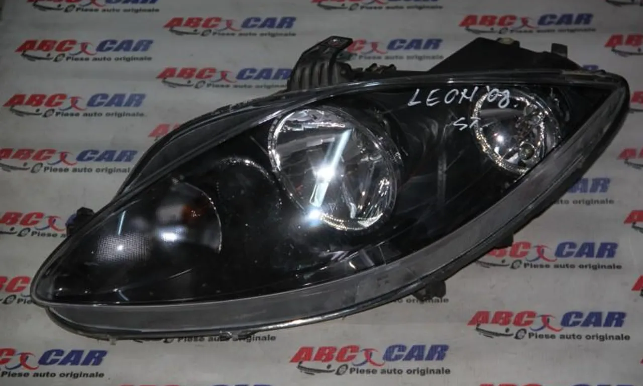 Far stanga SEAT LEON 2005-2013