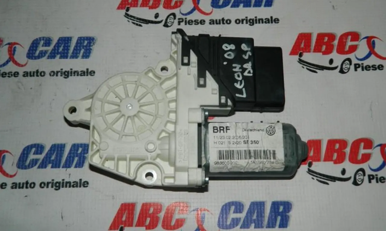 Motoras macara usa dreapta spate SEAT LEON 2005-2013