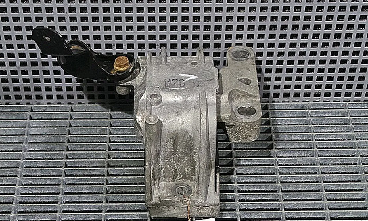 TAMPON MOTOR SEAT LEON 2005-2013