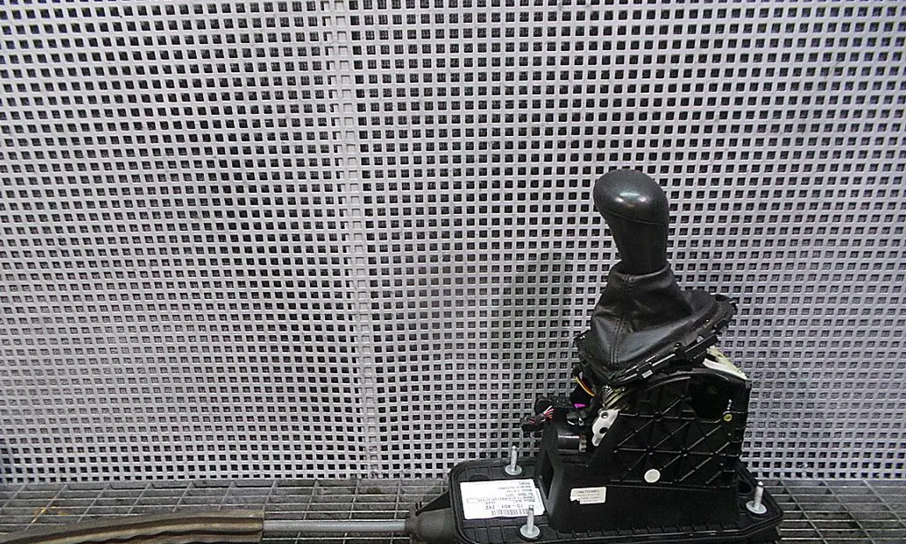 MANETA SCHIMBATOR VITEZE SEAT LEON 2005-2013
