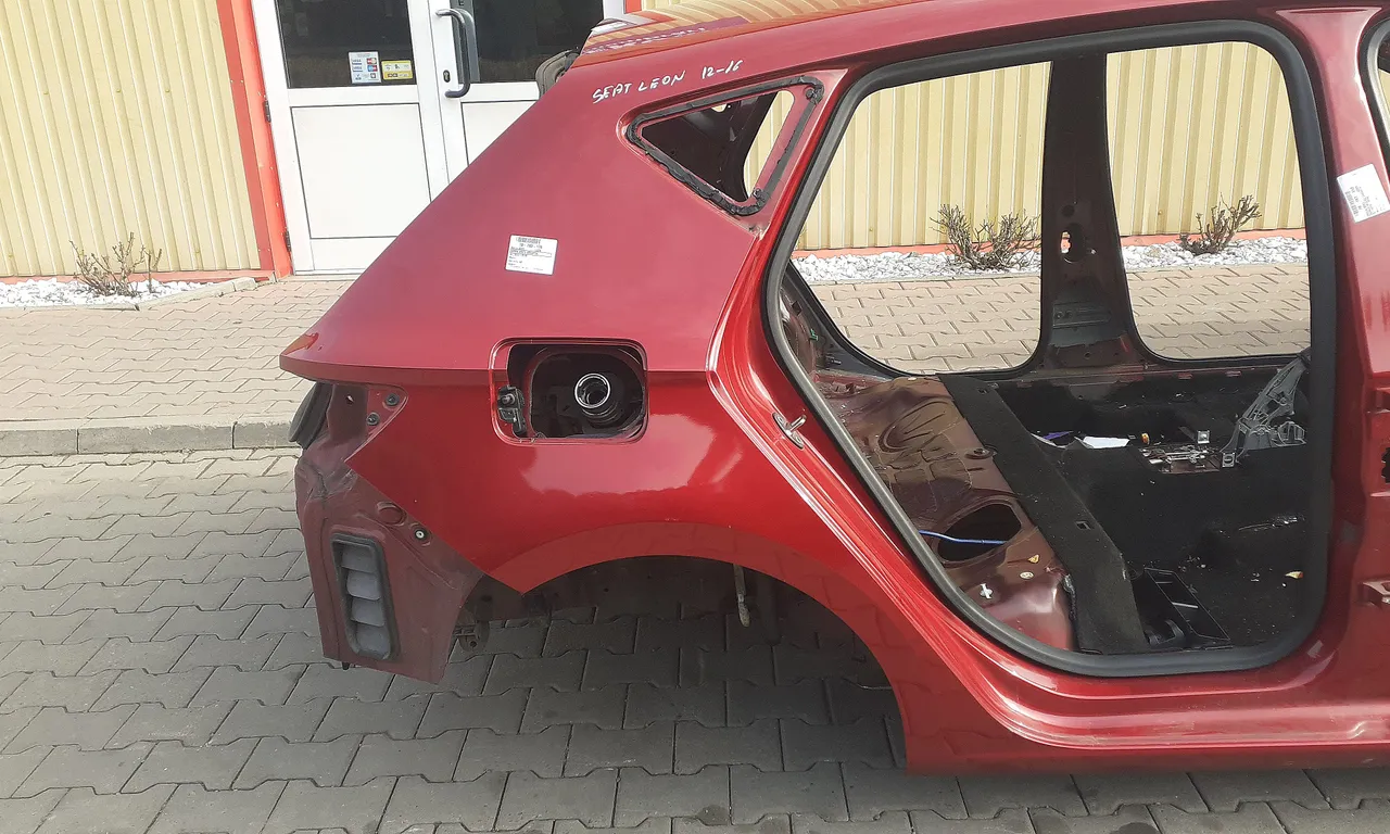 ARIPA SPATE DREAPTA SEAT LEON 2012-2021