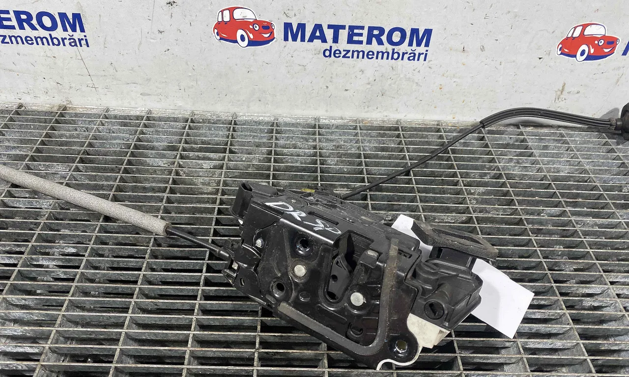 INCUIETOARE USA SPATE DREAPTA SEAT LEON 2012-2021