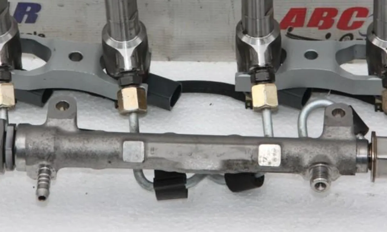 Rampa injectoare SEAT LEON 2012-2021