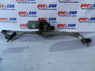 Ansamblu stergator cu motoras