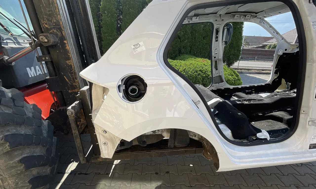 ARIPA SPATE DREAPTA SKODA FABIA III 2014-2021