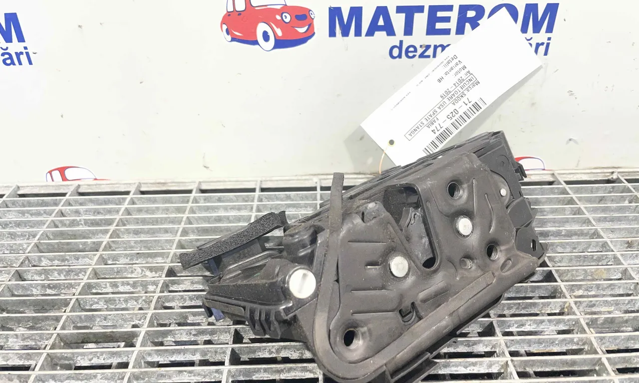 INCUIETOARE USA SPATE STANGA SKODA FABIA III 2014-2021