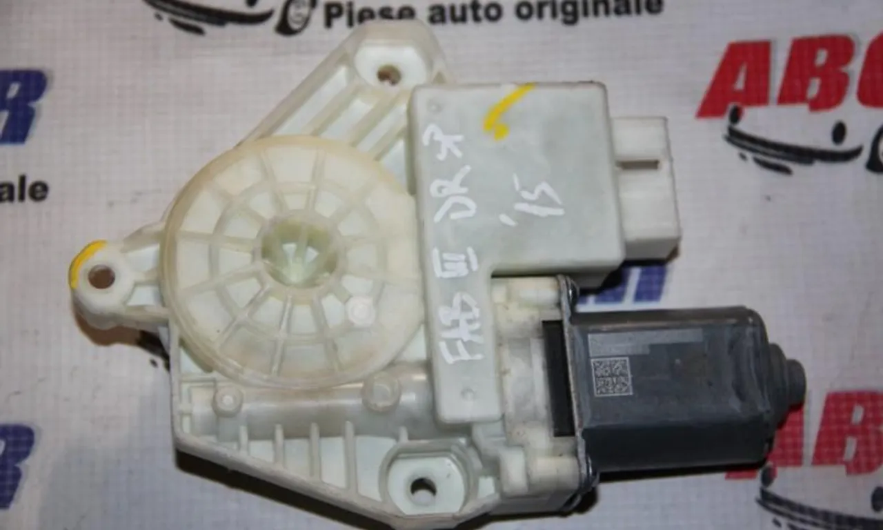 Motoras macara dreapta spate SKODA FABIA III 2014-2022