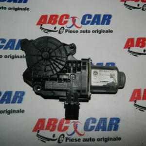 Motoras macara usa stanga spate