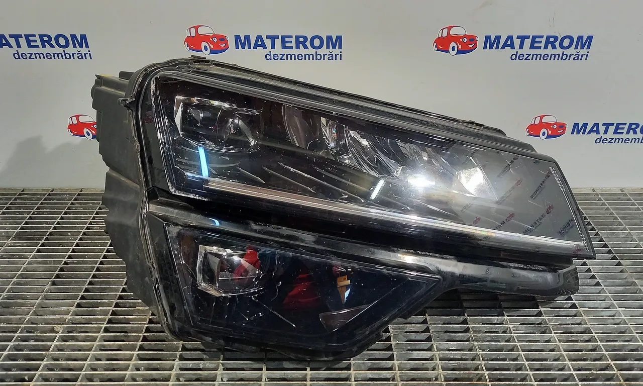 FAR DREAPTA SKODA KAROQ 2017-2021