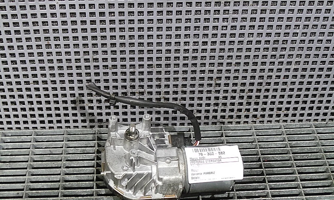 STOP STANGA SKODA KAROQ 2017-2021