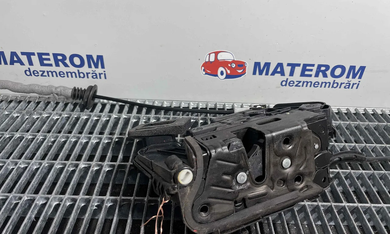 INCUIETOARE USA FATA STANGA SKODA KODIAQ I 2016-2022