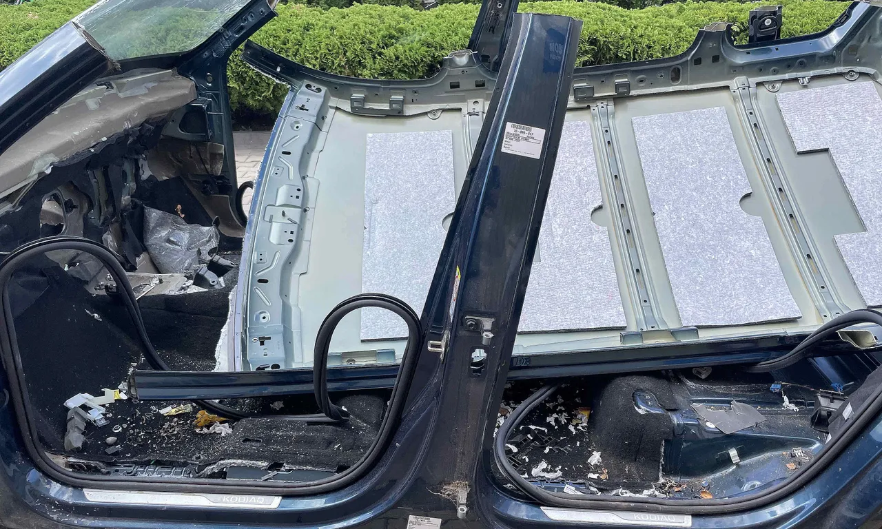 STALP MIJLOC STANGA SKODA KODIAQ I 2016-2022