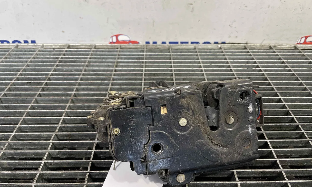 INCUIETOARE USA FATA STANGA SKODA OCTAVIA I 1996-2010