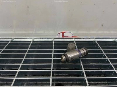INJECTOR