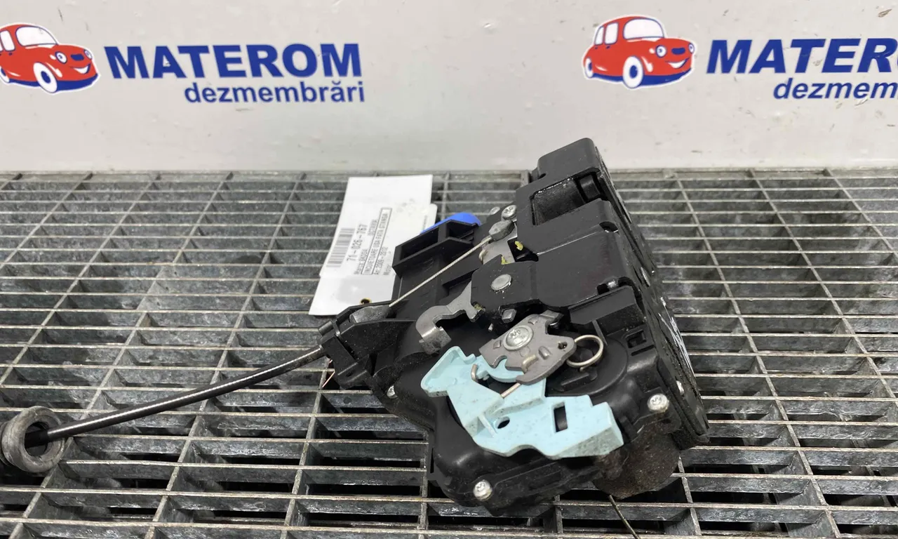 INCUIETOARE USA FATA STANGA SKODA OCTAVIA II 2004-2013