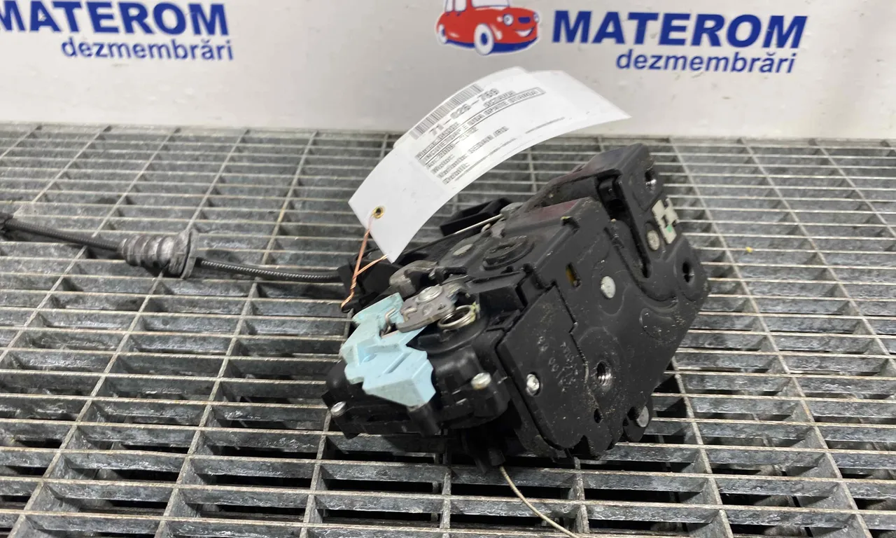 INCUIETOARE USA SPATE STANGA SKODA OCTAVIA II 2004-2013