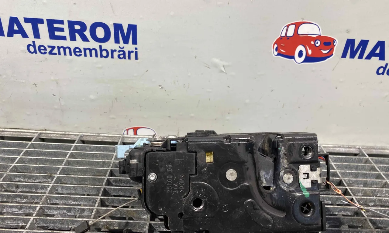 INCUIETOARE USA SPATE STANGA SKODA OCTAVIA II 2004-2013