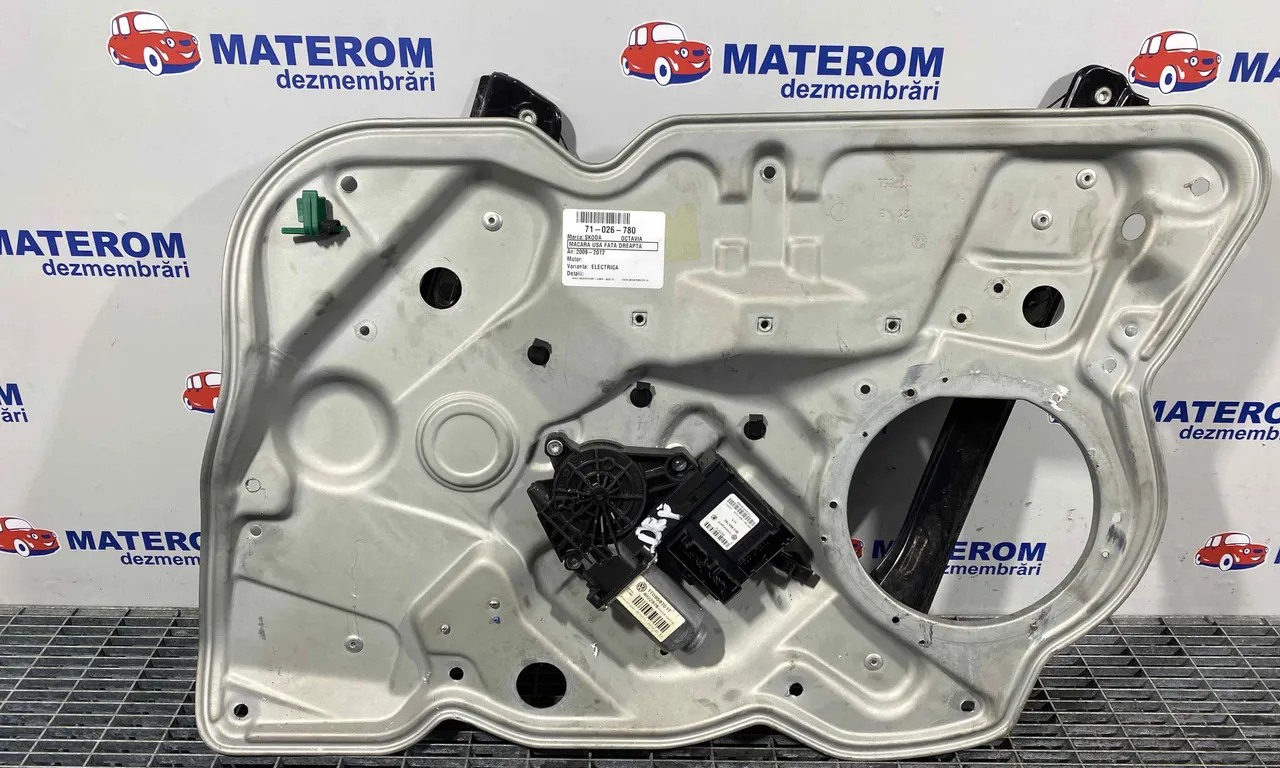 MACARA USA FATA DREAPTA SKODA OCTAVIA II 2004-2013