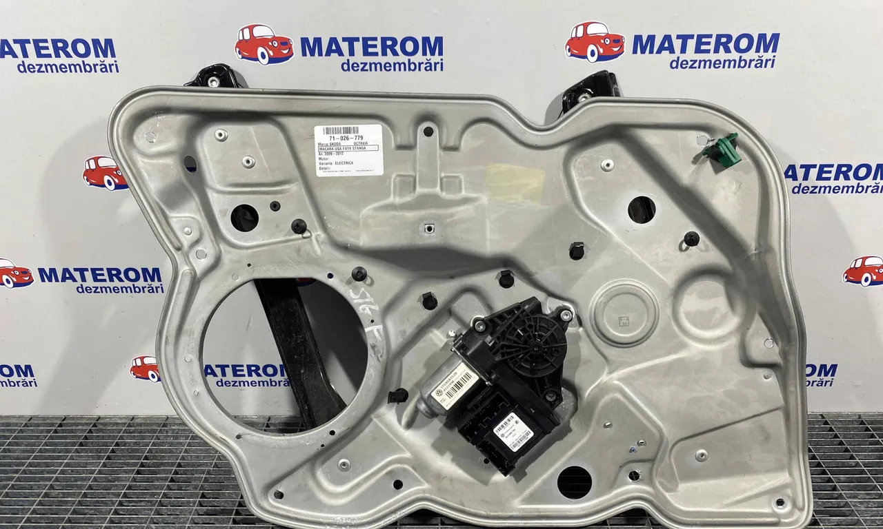 MACARA USA FATA STANGA SKODA OCTAVIA II 2004-2013