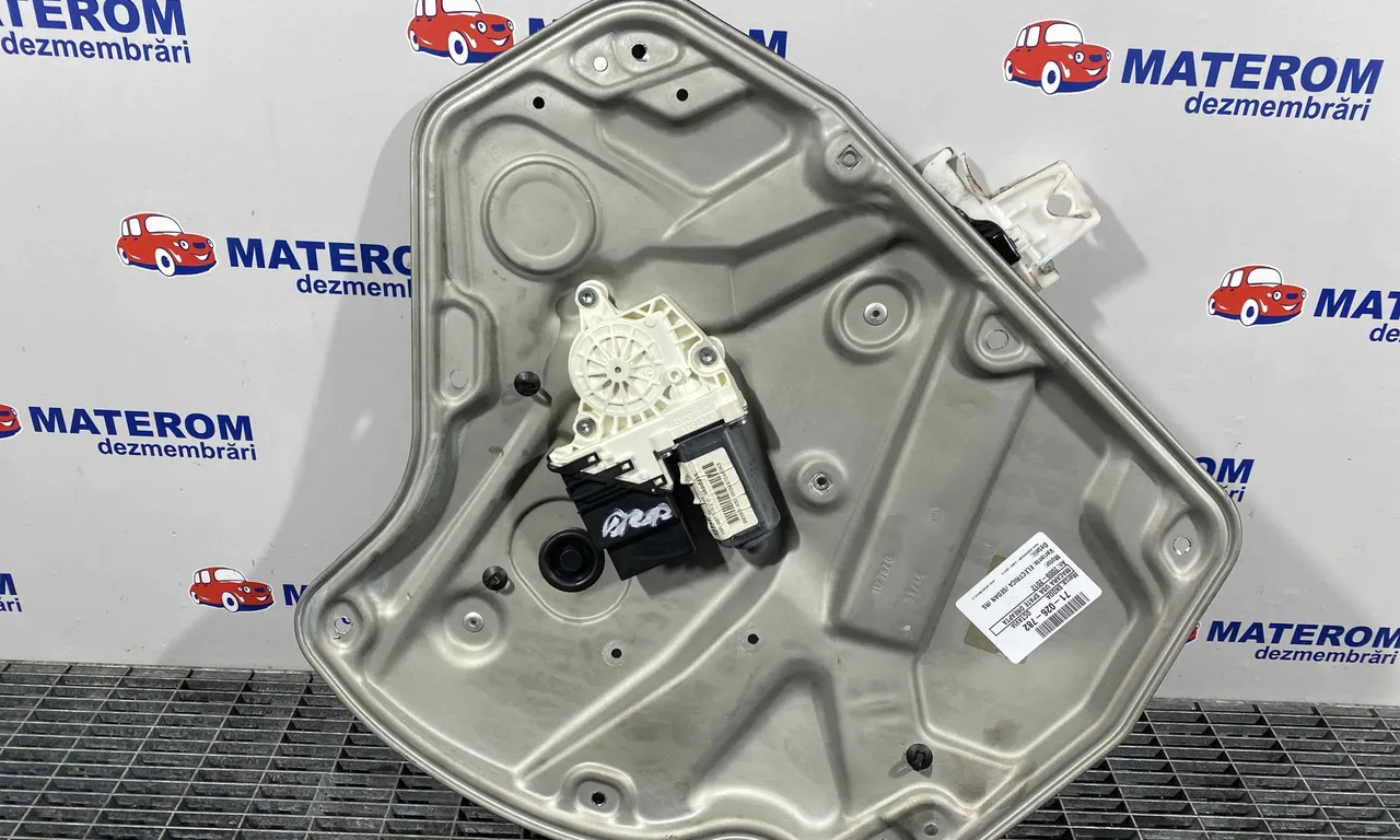 MACARA USA SPATE DREAPTA SKODA OCTAVIA II 2004-2013