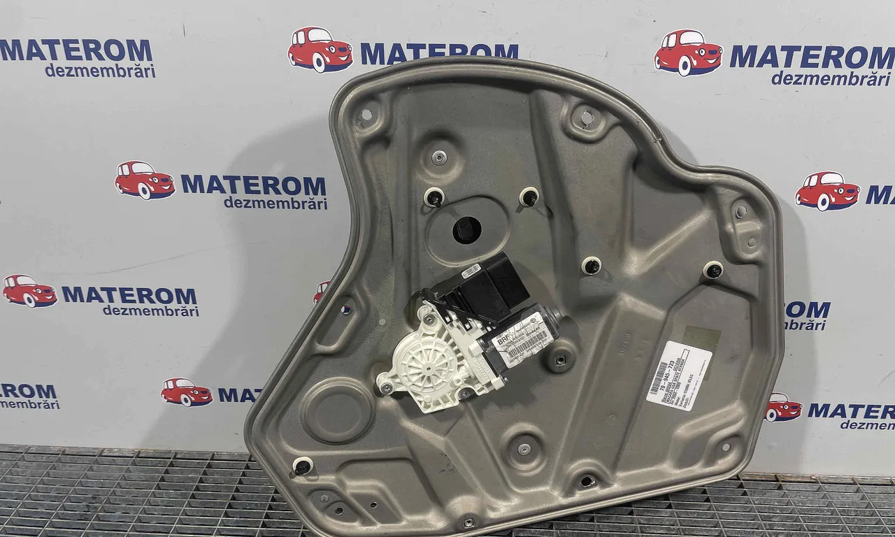 MACARA USA SPATE STANGA SKODA OCTAVIA II 2004-2013