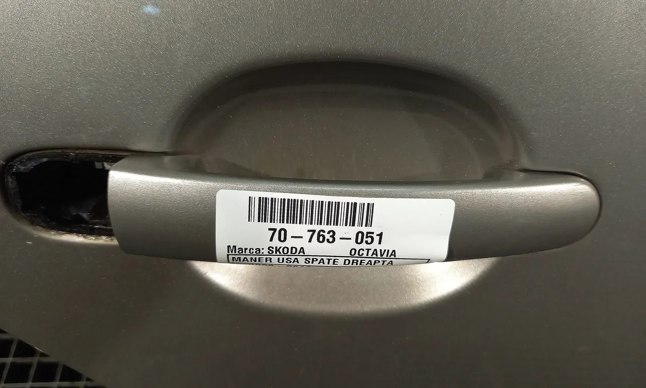 MANER USA SPATE DREAPTA SKODA OCTAVIA II 2004-2013