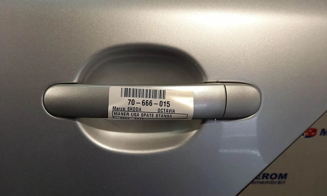 MANER USA SPATE STANGA SKODA OCTAVIA II 2004-2013